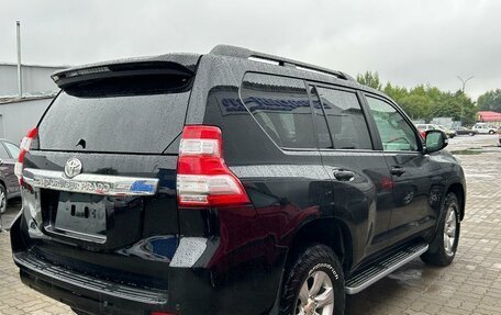 Toyota Land Cruiser Prado 150 рестайлинг 2, 2016 год, 3 875 000 рублей, 4 фотография