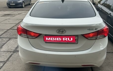 Hyundai Avante, 2011 год, 950 000 рублей, 3 фотография