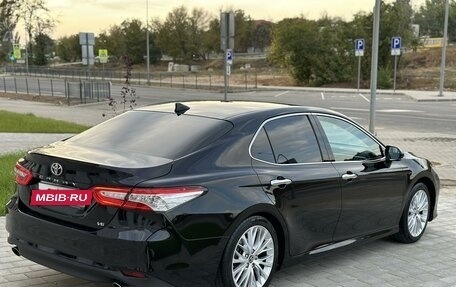 Toyota Camry, 2019 год, 2 890 000 рублей, 9 фотография