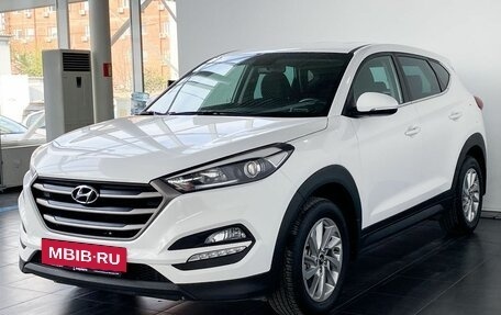 Hyundai Tucson III, 2017 год, 2 745 000 рублей, 2 фотография