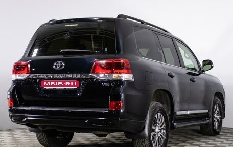 Toyota Land Cruiser 200, 2016 год, 6 499 000 рублей, 5 фотография