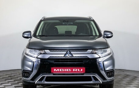 Mitsubishi Outlander III рестайлинг 3, 2019 год, 2 430 000 рублей, 2 фотография