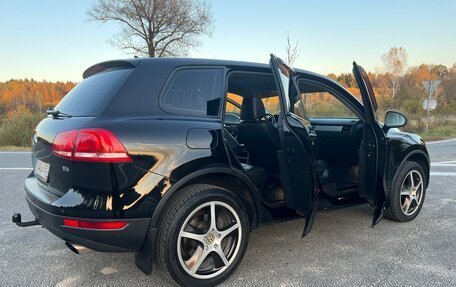 Volkswagen Touareg III, 2010 год, 1 690 000 рублей, 3 фотография