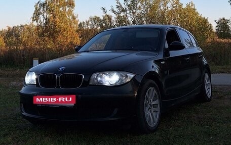 BMW 1 серия, 2009 год, 860 000 рублей, 4 фотография