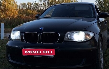 BMW 1 серия, 2009 год, 860 000 рублей, 6 фотография