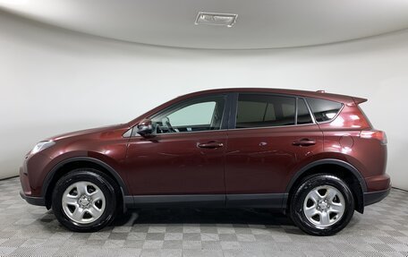 Toyota RAV4, 2018 год, 2 370 000 рублей, 8 фотография