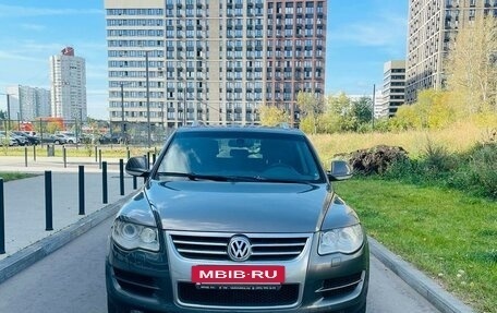 Volkswagen Touareg III, 2008 год, 1 380 000 рублей, 2 фотография