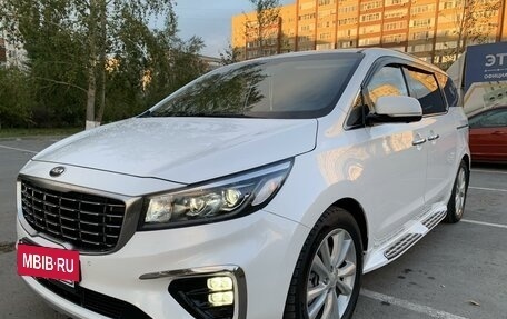 KIA Carnival III, 2019 год, 3 550 000 рублей, 10 фотография