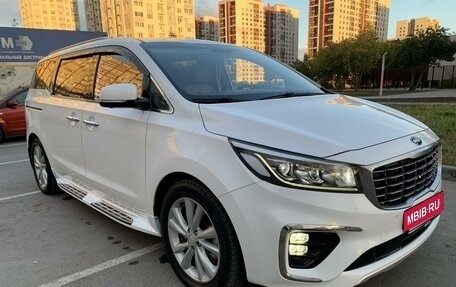 KIA Carnival III, 2019 год, 3 550 000 рублей, 11 фотография