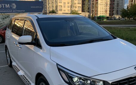 KIA Carnival III, 2019 год, 3 550 000 рублей, 35 фотография