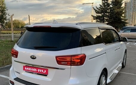 KIA Carnival III, 2019 год, 3 550 000 рублей, 32 фотография