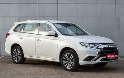 Mitsubishi Outlander III рестайлинг 3, 2022 год, 3 099 000 рублей, 1 фотография