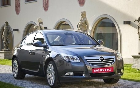 Opel Insignia II рестайлинг, 2010 год, 1 300 000 рублей, 1 фотография