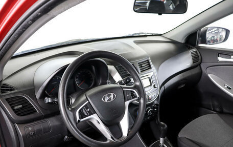 Hyundai Solaris II рестайлинг, 2013 год, 695 000 рублей, 15 фотография