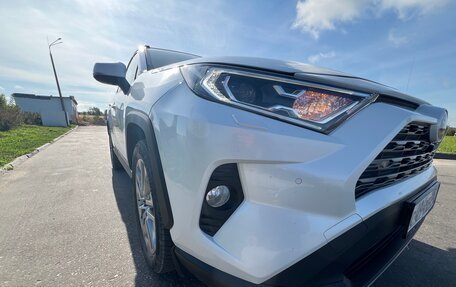 Toyota RAV4, 2020 год, 3 690 000 рублей, 26 фотография