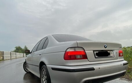 BMW 5 серия, 2002 год, 715 000 рублей, 7 фотография