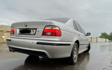 BMW 5 серия, 2002 год, 715 000 рублей, 10 фотография