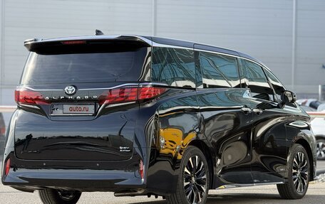 Toyota Alphard, 2024 год, 17 700 000 рублей, 6 фотография