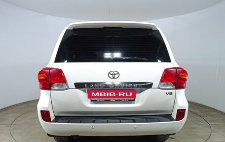 Toyota Land Cruiser 200, 2015 год, 3 700 000 рублей, 6 фотография