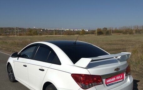 Chevrolet Cruze II, 2011 год, 900 000 рублей, 4 фотография