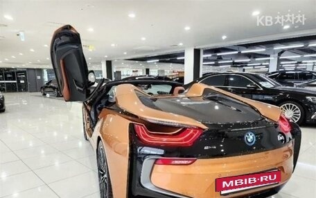 BMW i8 I рестайлинг, 2020 год, 6 335 000 рублей, 8 фотография