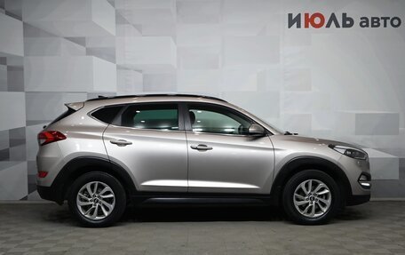 Hyundai Tucson III, 2018 год, 2 250 000 рублей, 9 фотография