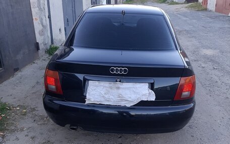 Audi A4, 1995 год, 300 000 рублей, 6 фотография