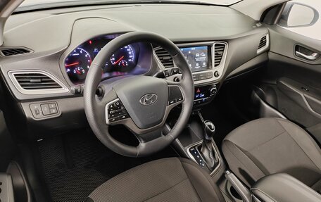 Hyundai Solaris II рестайлинг, 2019 год, 1 499 000 рублей, 14 фотография