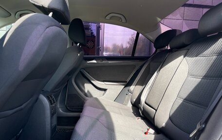 Volkswagen Jetta VI, 2014 год, 1 399 000 рублей, 17 фотография