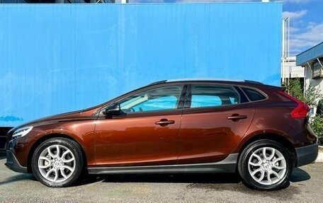 Volvo V40 II рестайлинг, 2018 год, 1 510 000 рублей, 9 фотография