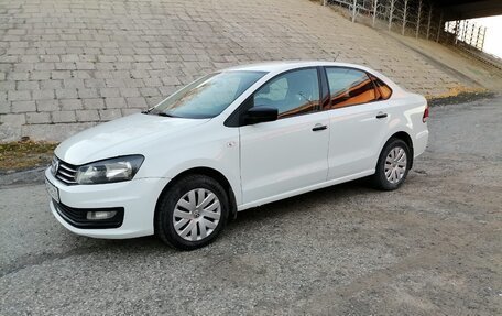 Volkswagen Polo VI (EU Market), 2018 год, 1 120 000 рублей, 2 фотография