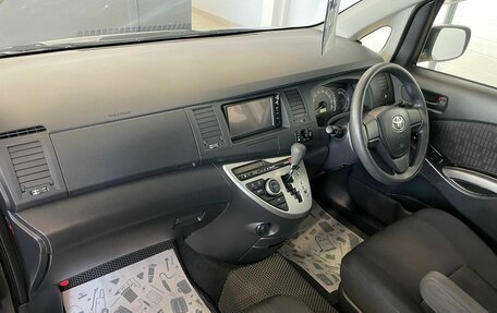 Toyota ISis I, 2012 год, 1 549 000 рублей, 13 фотография