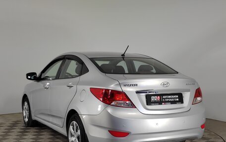 Hyundai Solaris II рестайлинг, 2011 год, 824 000 рублей, 7 фотография