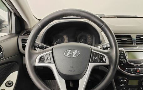 Hyundai Solaris II рестайлинг, 2011 год, 824 000 рублей, 19 фотография