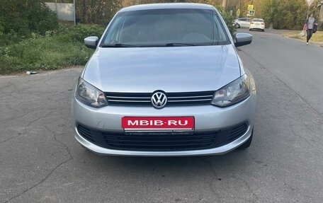 Volkswagen Polo VI (EU Market), 2012 год, 689 000 рублей, 11 фотография