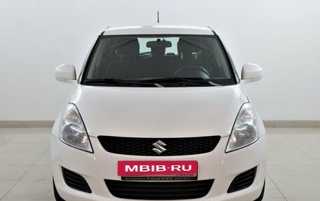 Suzuki Swift IV, 2013 год, 915 000 рублей, 2 фотография