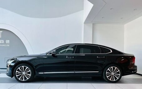 Volvo S90 II рестайлинг, 2023 год, 5 000 000 рублей, 4 фотография