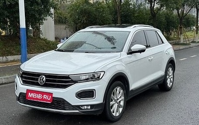 Volkswagen T-Roc I, 2021 год, 1 795 000 рублей, 1 фотография