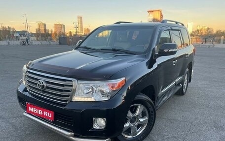 Toyota Land Cruiser 200, 2012 год, 3 490 000 рублей, 2 фотография