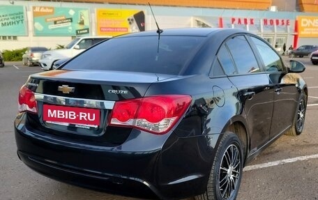 Chevrolet Cruze II, 2013 год, 992 000 рублей, 2 фотография