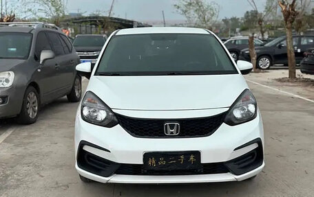 Honda Fit, 2021 год, 1 470 000 рублей, 2 фотография