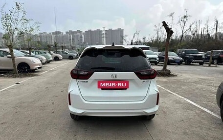 Honda Fit, 2021 год, 1 470 000 рублей, 5 фотография