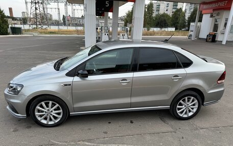 Volkswagen Polo VI (EU Market), 2017 год, 1 090 000 рублей, 1 фотография