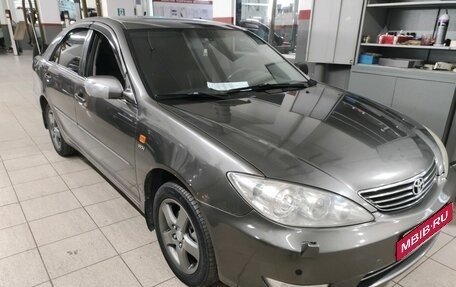 Toyota Camry V40, 2005 год, 899 000 рублей, 1 фотография