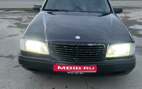 Mercedes-Benz C-Класс, 1995 год, 400 000 рублей, 19 фотография