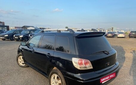 Mitsubishi Outlander III рестайлинг 3, 2004 год, 590 000 рублей, 4 фотография