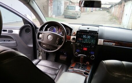 Volkswagen Touareg III, 2003 год, 865 000 рублей, 12 фотография