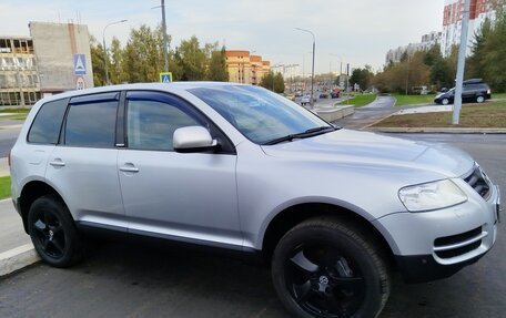 Volkswagen Touareg III, 2003 год, 865 000 рублей, 4 фотография