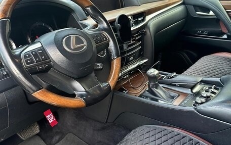 Lexus LX III, 2017 год, 9 500 000 рублей, 6 фотография