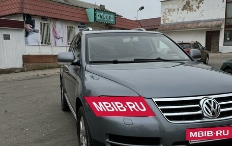 Volkswagen Touareg III, 2004 год, 900 000 рублей, 2 фотография